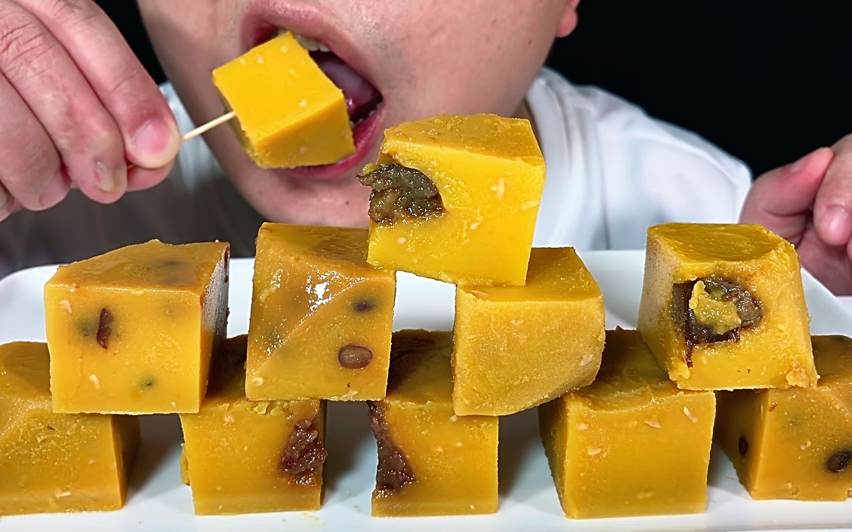 吃河南特产豌豆糕，听河南特产豌豆糕的声音！