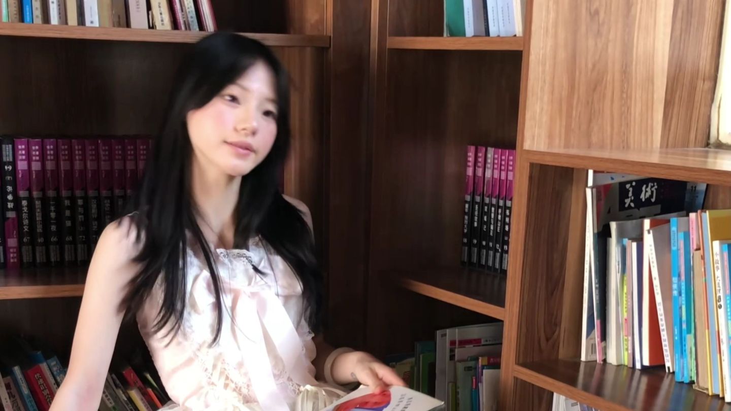 青柠摄影 阿慌看书