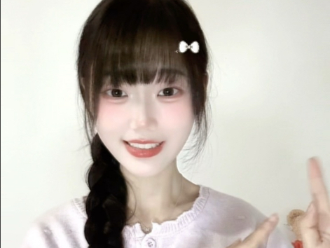 three two one ˃̵ ֊ ˂̵꧞