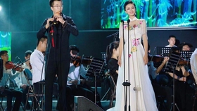 交响曲现场完整版 5dbd4a9f5e22ec193c84c3456a2babbd084b5ef6.jpg@280w_158h_1c_100q.jpg