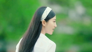 怎么追到美女老师 5dfc36eb18c5f7afa2343da1f88e944734926770.jpg@310w_174h_1c_100q.jpg