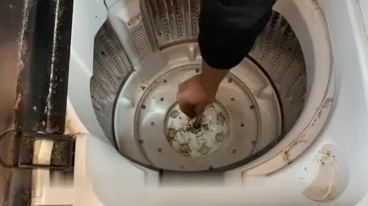 滚筒洗衣机不排水滤网警示原来可以这么解决