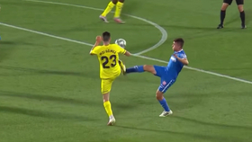 中场手球判罚点球吗 5fa2a2356cc0c2846cb89b93458ee26164105d4f.jpg@280w_158h_1c_100q.jpg