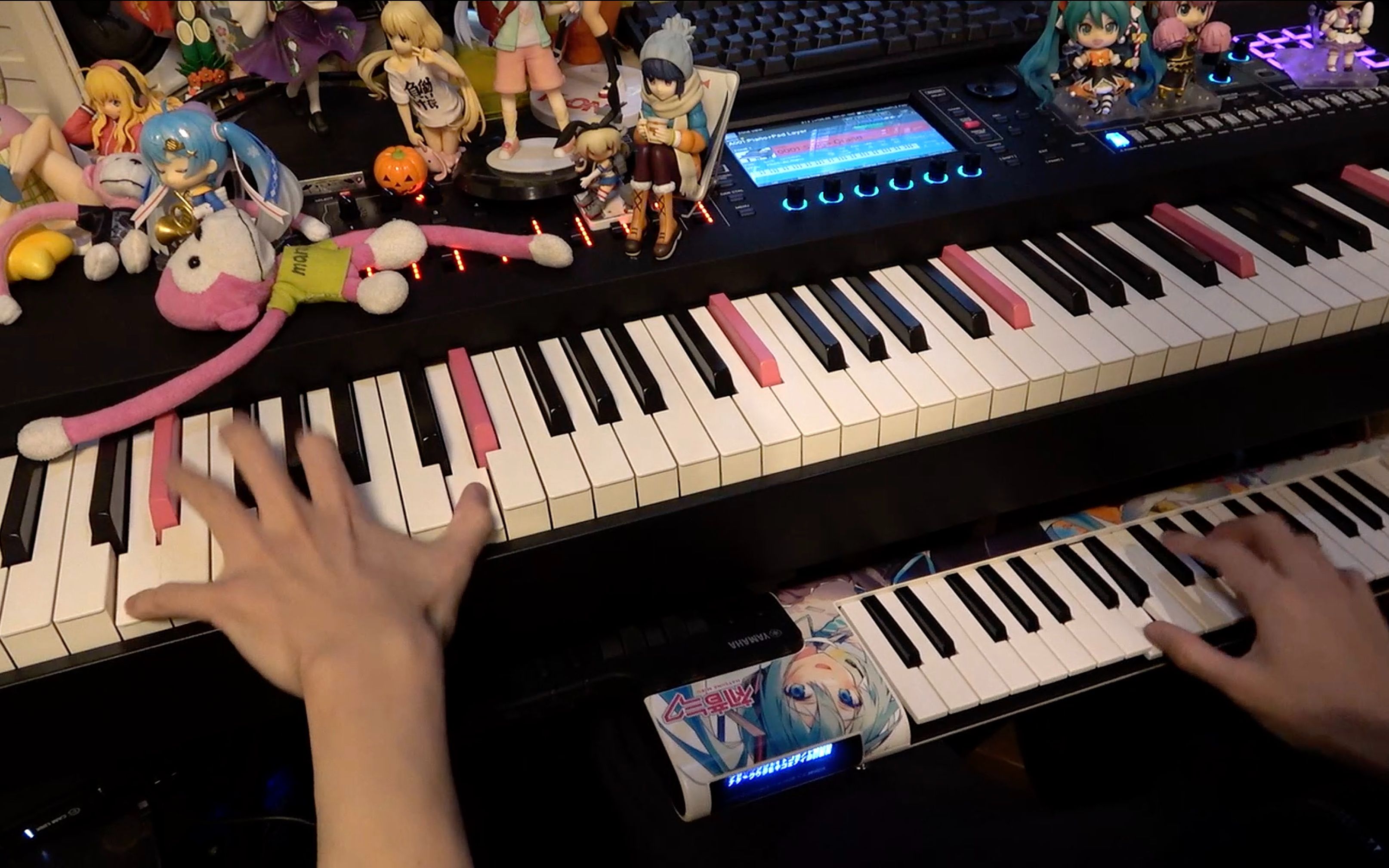 【触手猴】初音ミクさんと千本桜で遊んでみた【Piano+VOCALOID Keyboard】