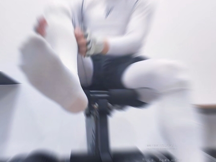 大白胖子小白鞋