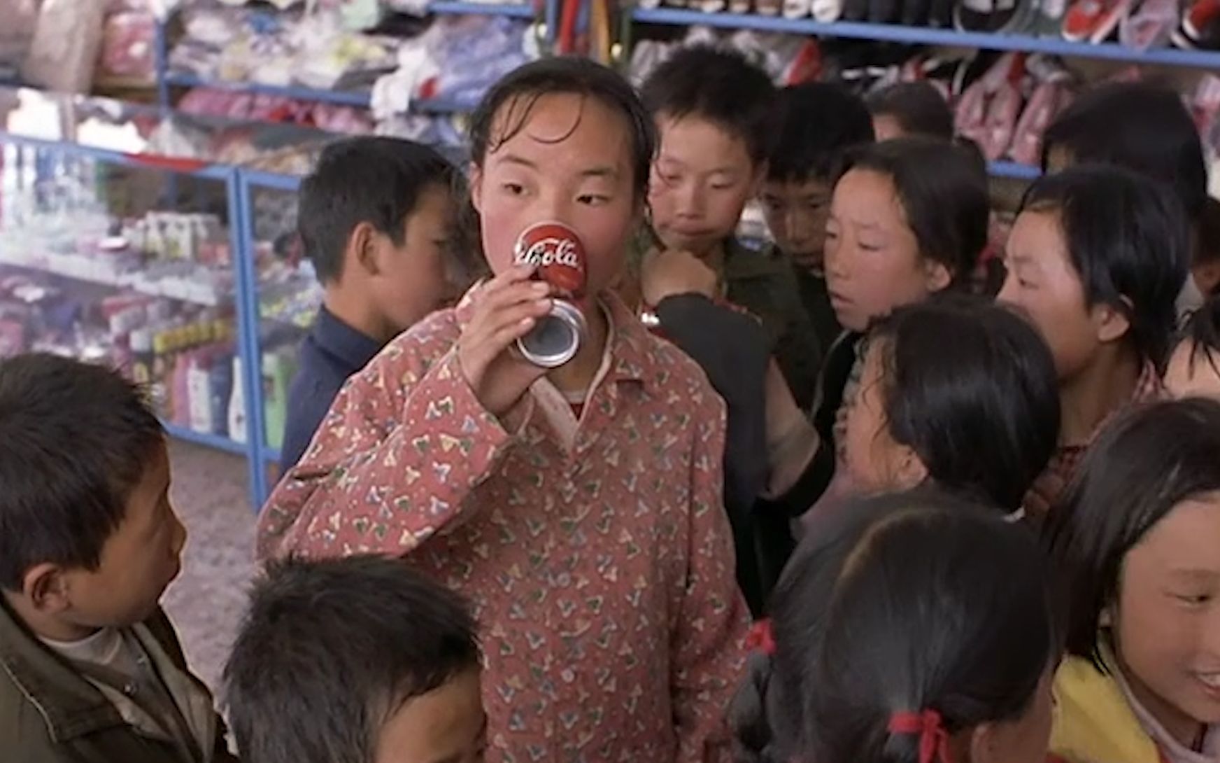 【尉迟】1999年的老电影，可乐是奢侈的，彩色粉笔是从来不敢幻想的