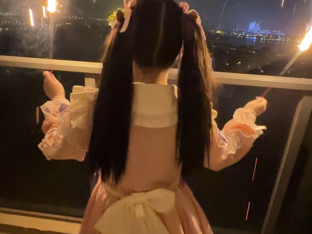 [150CM Ice Cream Purple] Happy New Year's Eve and Chinese New Year! Fireworks at home on the balcony