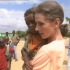 1992 身患癌症的奥黛丽.赫本不顾病体，访问内战中的索马里