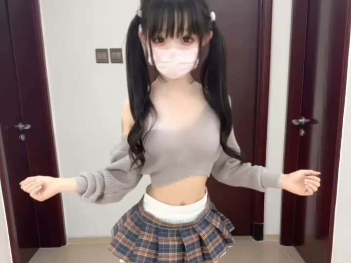 [Softie Cat Cat has become an adult] New work is online, come check it out!