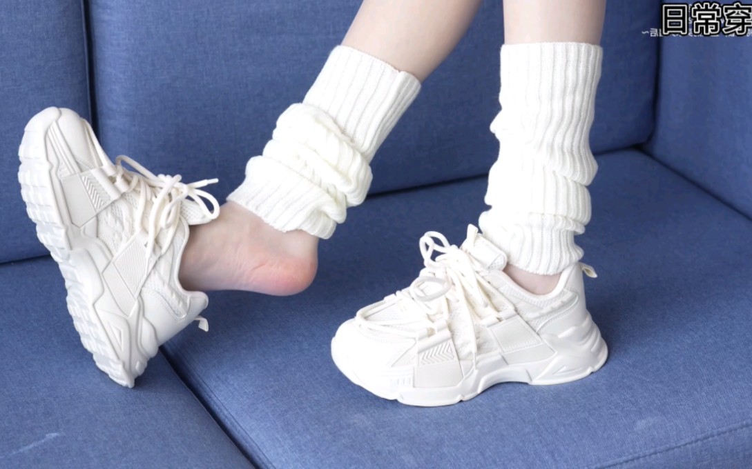 White Stacked Socks What is the experience of wearing white silk?