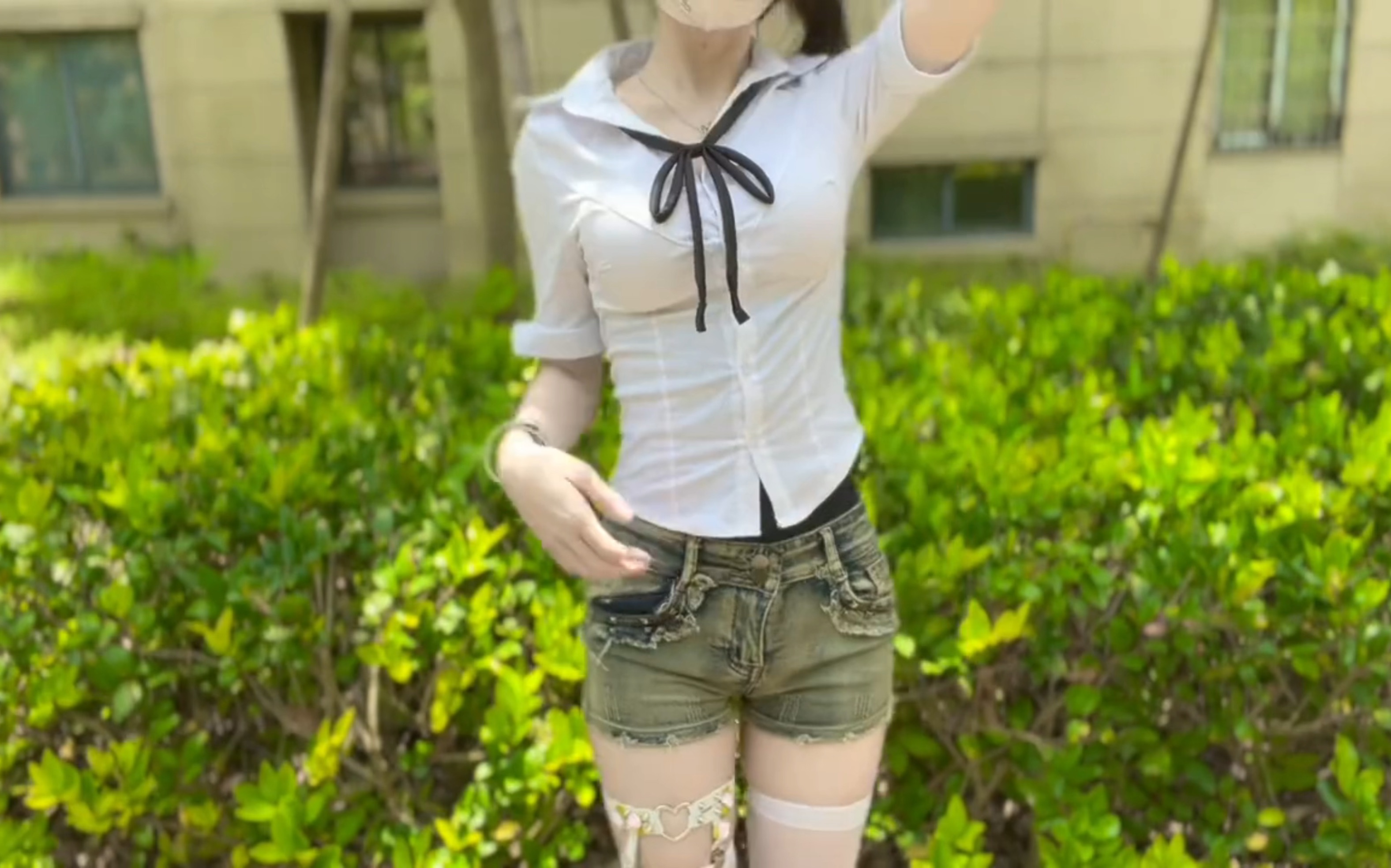 Here's what I'm wearing. Can I see what you're wearing?