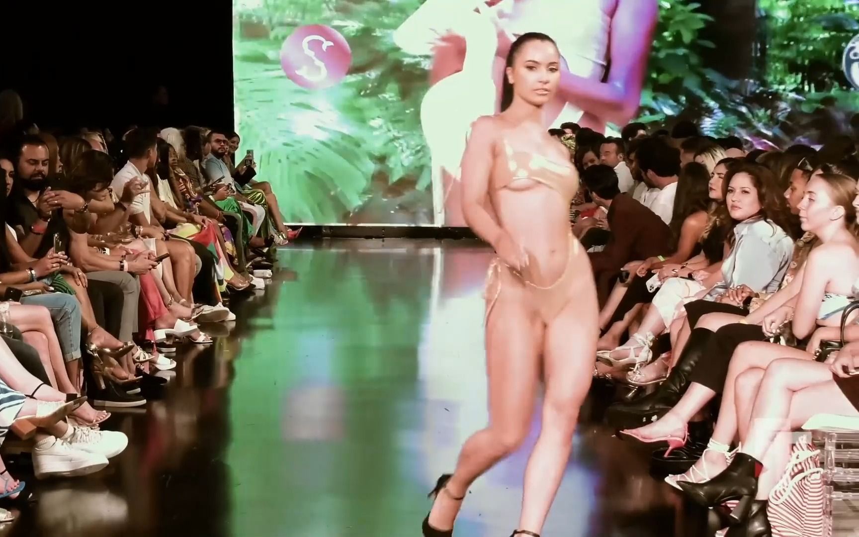 Syrena _ Resort 2023 _ Full Show 1