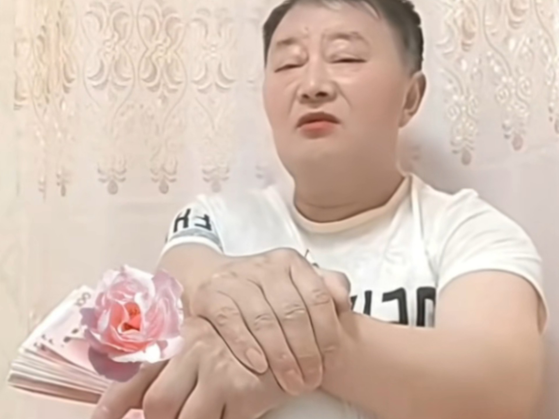 【智人观察圣诞特辑】有种生物叫大叔，他实在难以应付