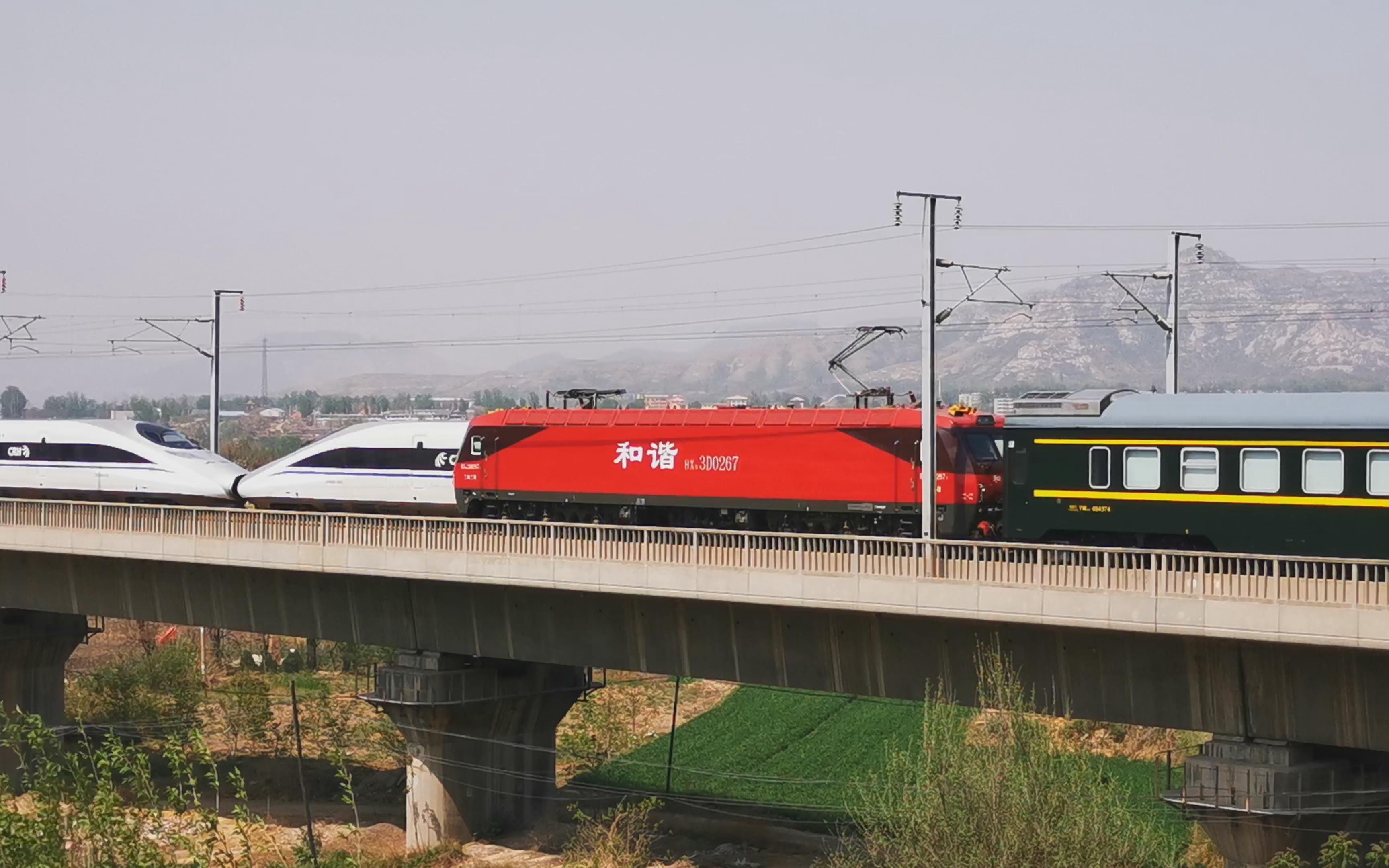 京广线提速350，广州开往北京西最快高铁，第一次拍这么快的动车