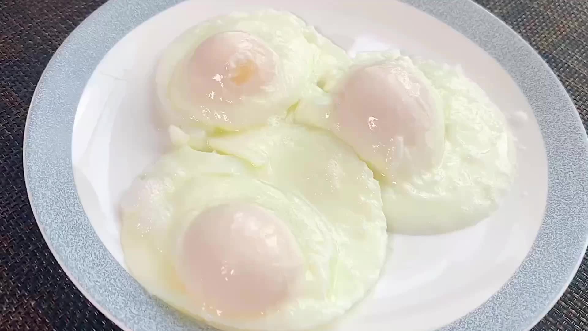 五彩糯米蛋的做法_【图解】五彩糯米蛋怎么做如何做好吃_五彩糯米蛋家常做法大全_若愚娘_豆果美食