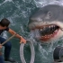 5分钟看完《大白鲨》，42年前上映的恐怖灾难片，很多人的童年噩梦，现在看也很经典！
