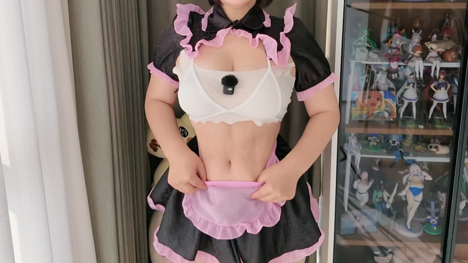 【Everyday Outfit】Why Does the Cat Keep Ringing?