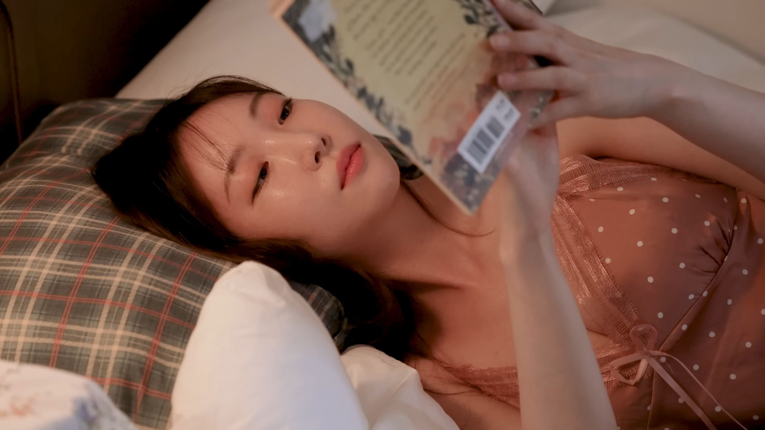 一想到就觉得幸福🩷夏天 + 空调 + 穿睡衣的女友