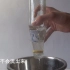 有趣的物理小实验——水的张力