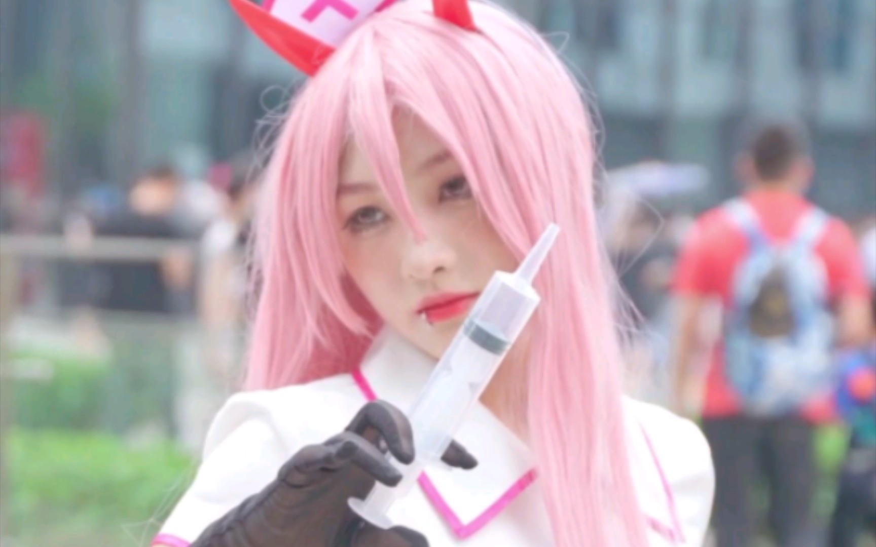 Comic-Con Binary cosplay Chainsaw Man