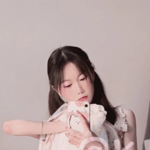 快点亲亲我吖-草莓手机_哔哩哔哩_bilibili