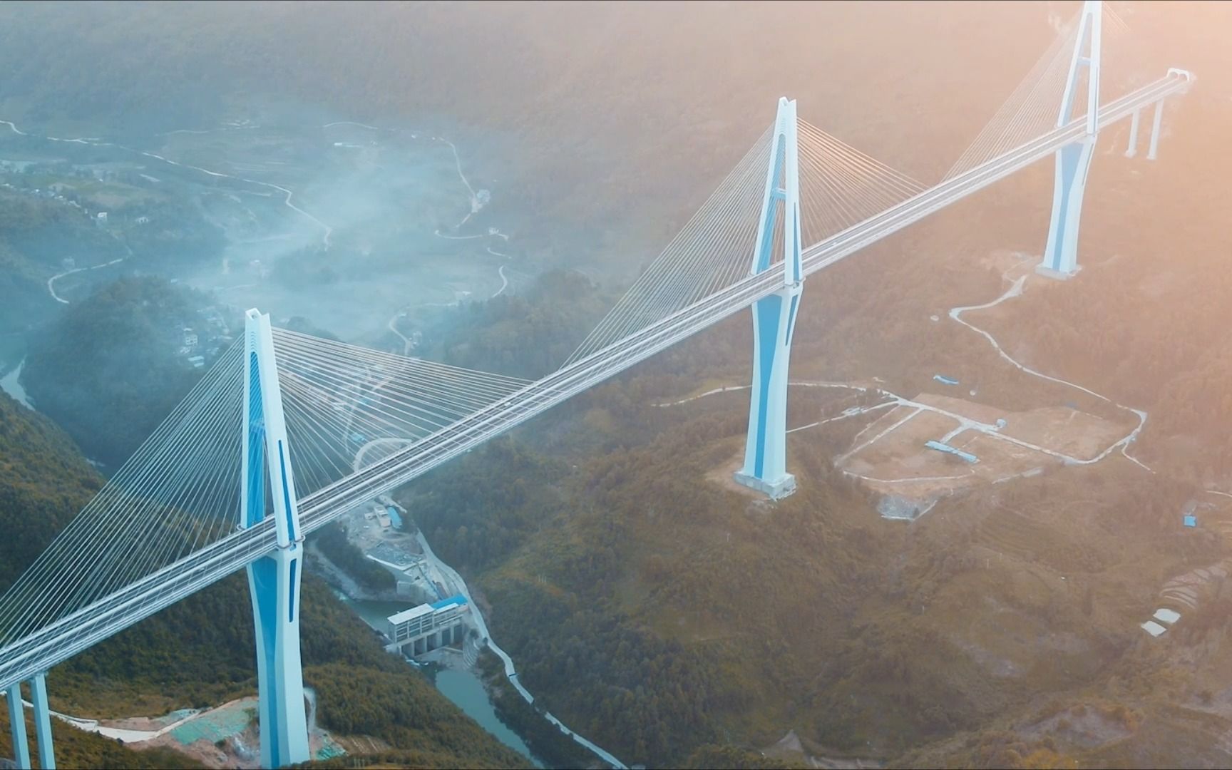 天空之桥——平塘特大桥