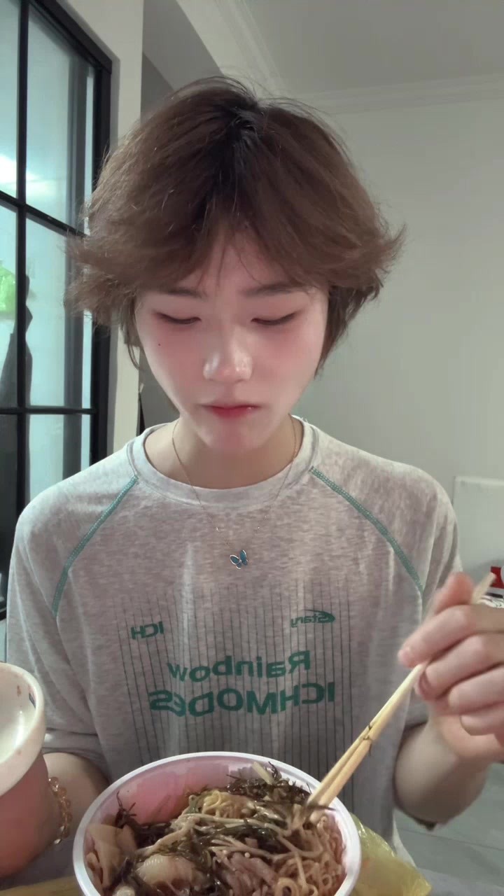 学做吃播第一天