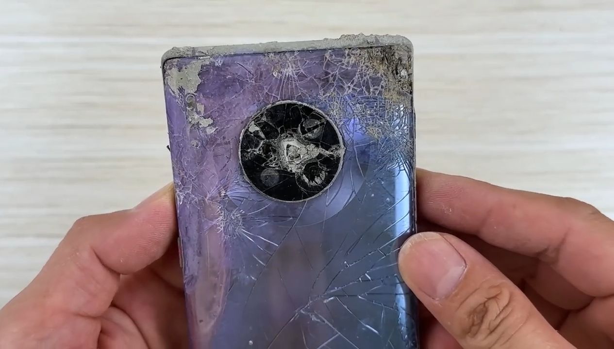 战损Huawei Mate 30 Pro沉浸式拆机修复！竟然还可以用！