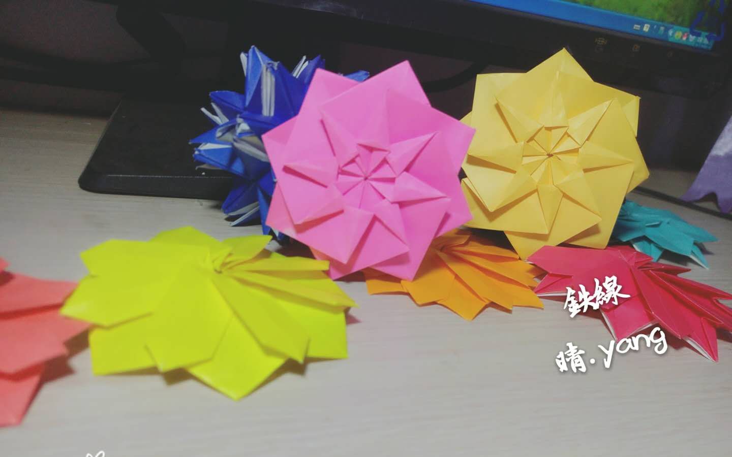 【折纸-平面花 鉄线】