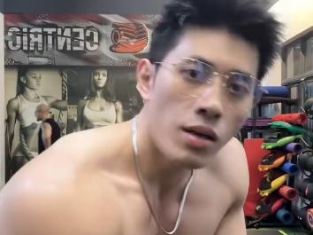 金山生煎 健身房锻炼 10.15