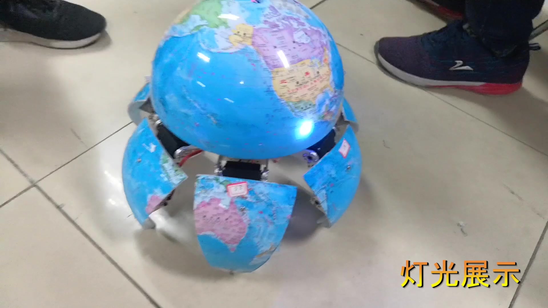 地球仪的魔鬼步伐——球形六足机器人功能展示