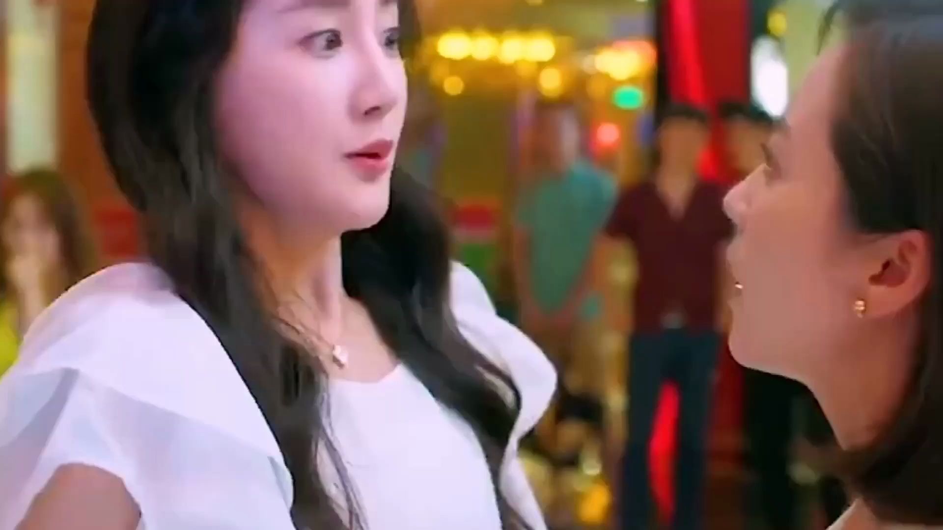 90后老阿姨pk80后老大妈_哔哩哔哩_bilibili
