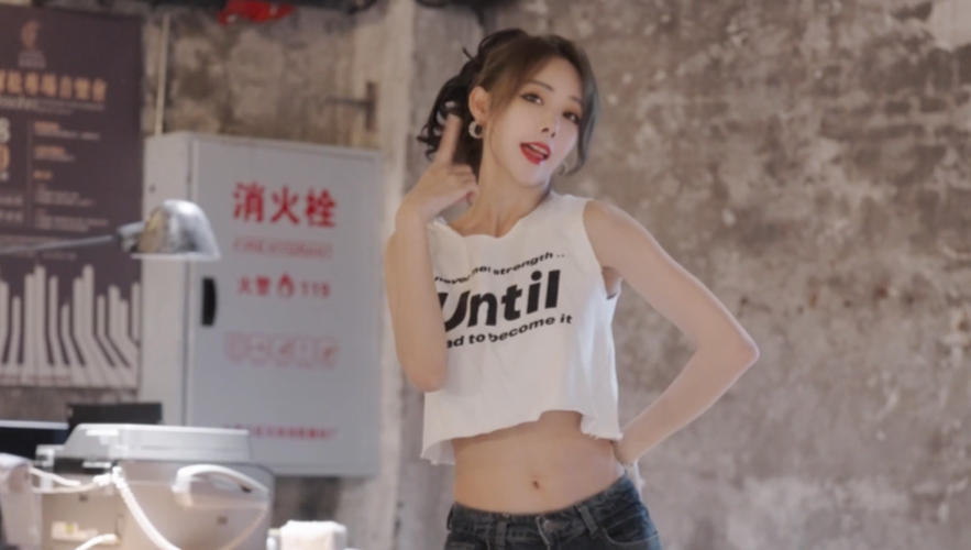 她好像我的初恋！怎么可以这么甜啊！