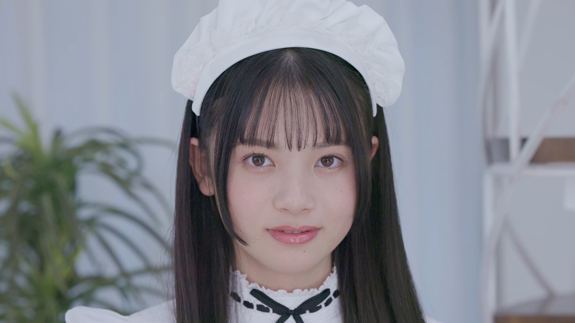 Mai Hyodo female figure life-size