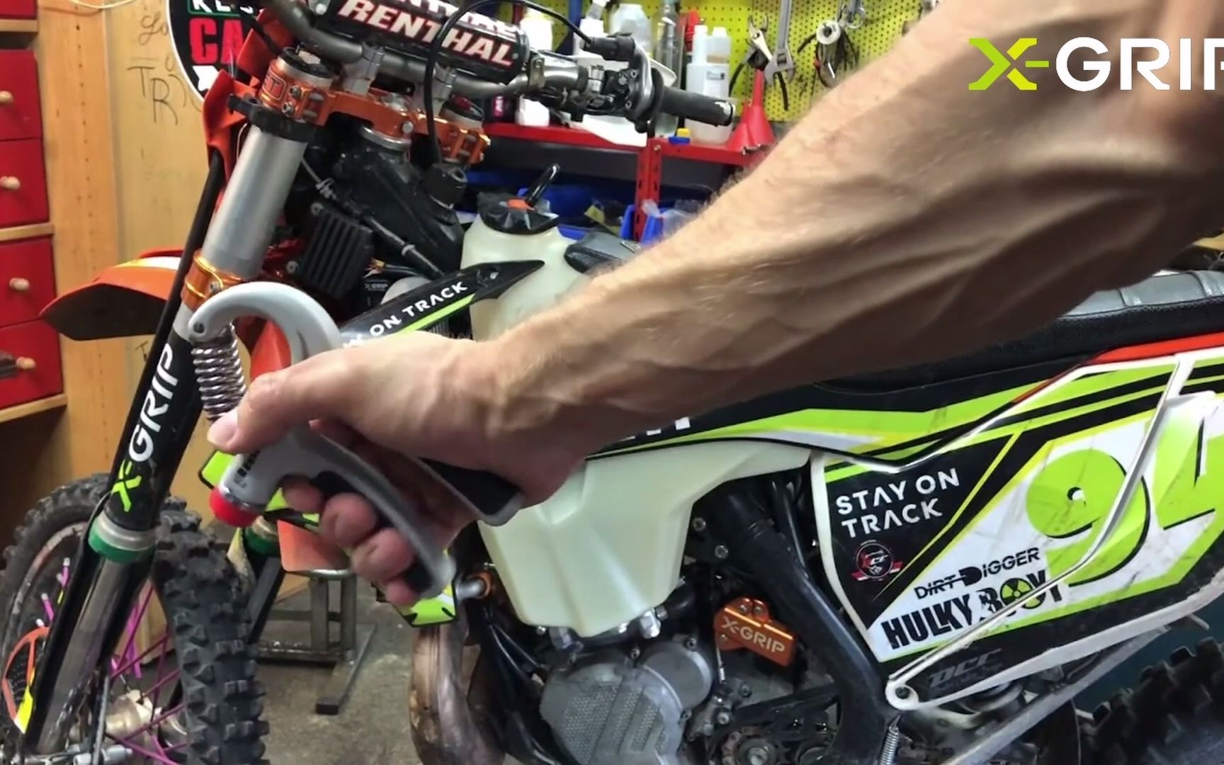 越野摩托车驾驶技巧 - 消除Arm pump 的5个方法