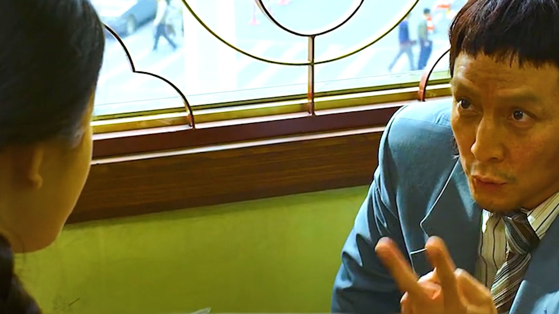 ”阿祖：6碗面，2个粗，2个细，一个不要葱，一个正常！“