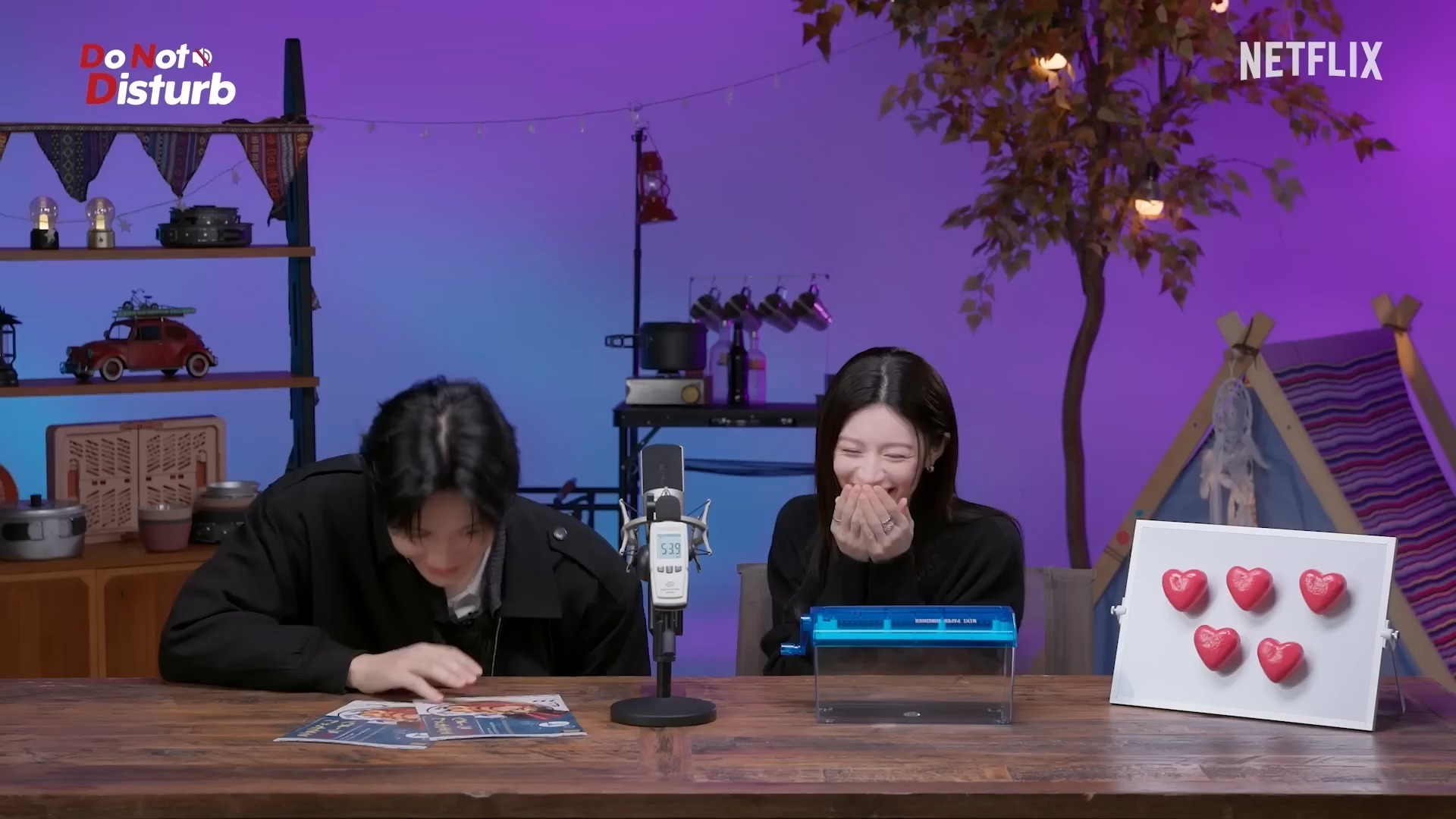 【精校中字】爱情怎么翻译 金宣虎×高允真| 低分贝挑战