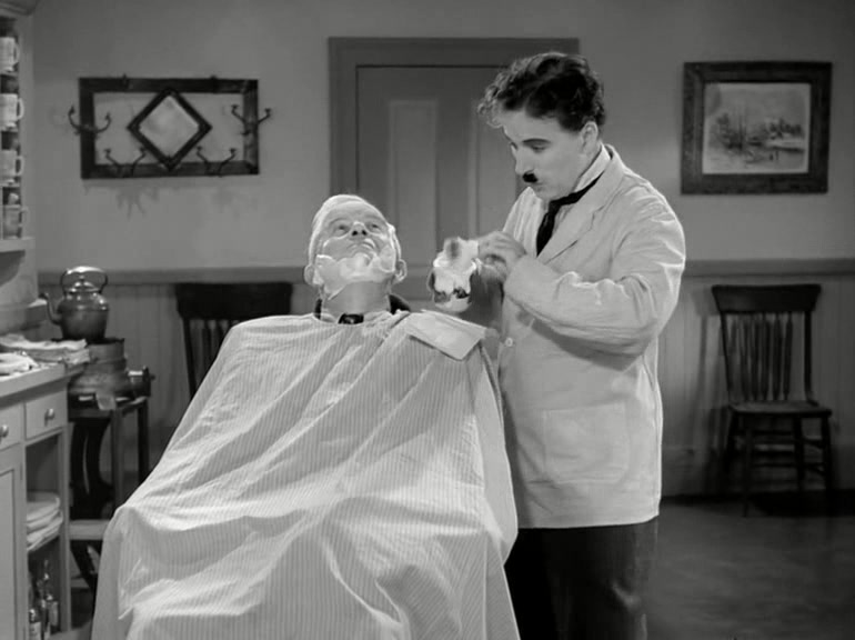 大独裁者落难记