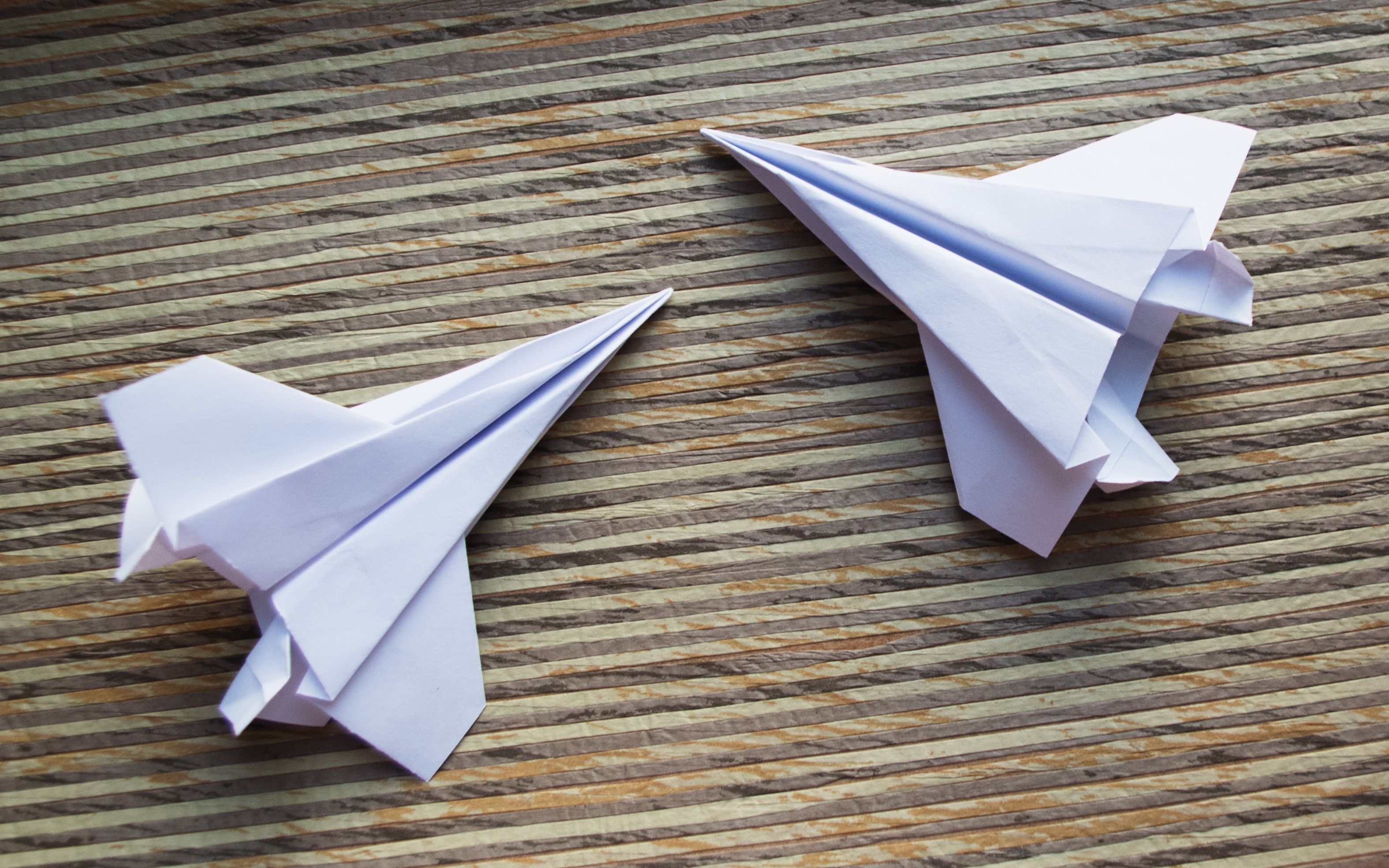 #手工制作#教你用A4纸做好玩的纸飞机发射台-度小视