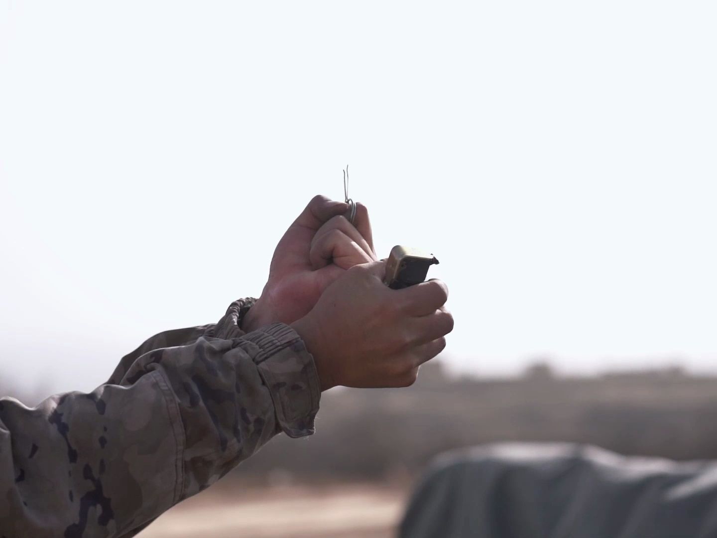 直击新兵手榴弹实投震撼现场