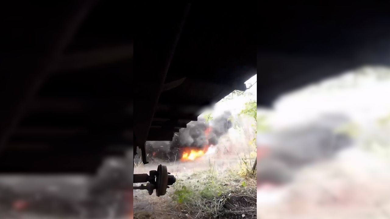 激烈！乌军医护兵视线内的红军村战场