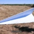 巨型泡沫飞机：小时候玩的纸飞机扩大成泡沫飞机，看看能飞多远