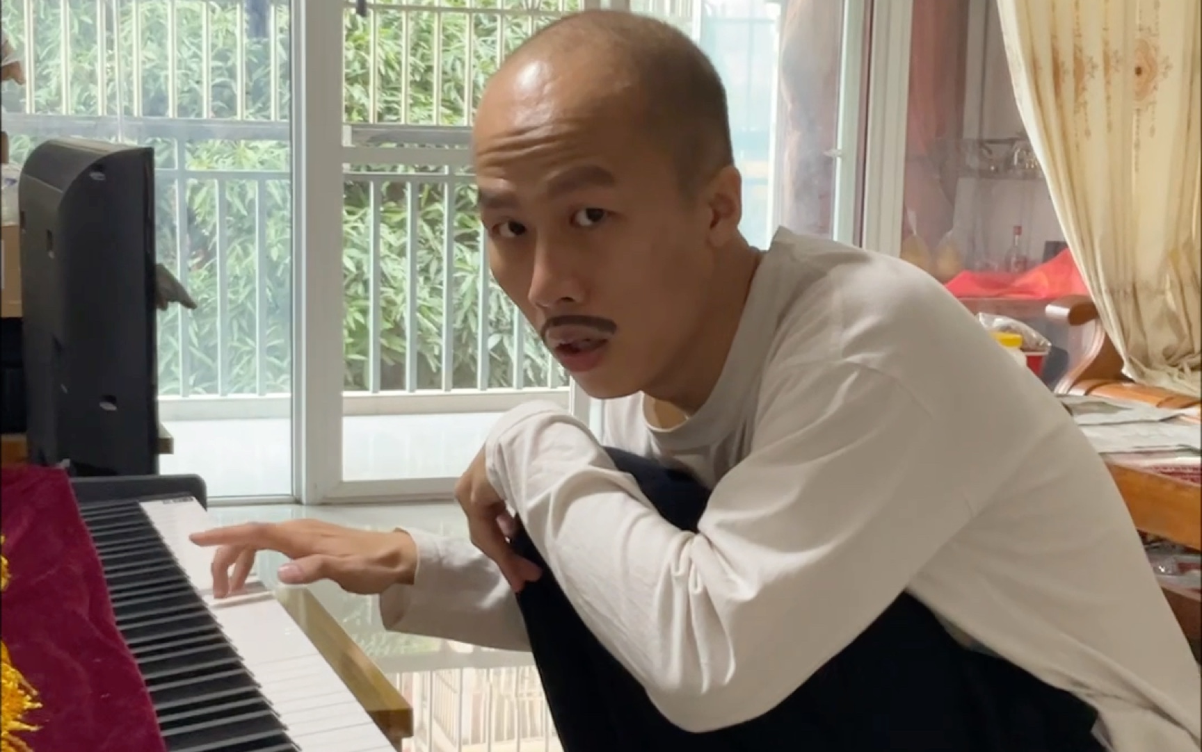 L你没死啊？