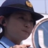 日本女警忍笑的样子太萌了