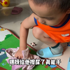 1岁儿子尿裤子，3岁小舅子给擦尿，都是同龄人命运却大不相同