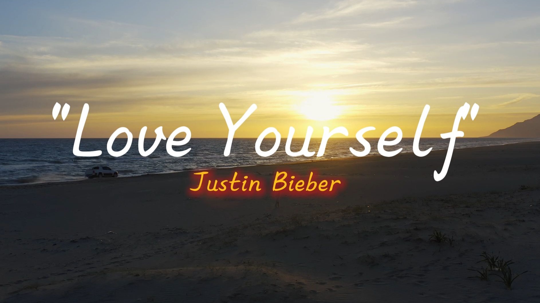 “淡淡的平静感，听着真舒服~”—《Love Yourself》