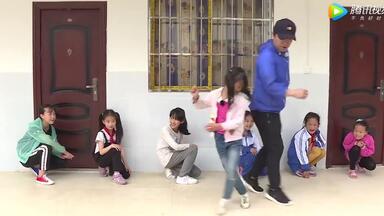 「<em class="keyword">极限挑战</em>4  第七期 未播花絮」颜王被罗志祥欺负啦，被嘲“平面大彩电”忙反击 颜王被小女孩暴击“眼睛好小”