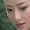 白素贞和小青成为姐妹，并赠剑与小青