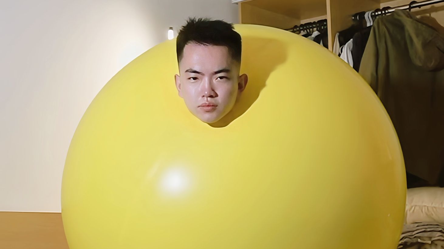 蛋仔派对cos？？整个人钻进巨大气球