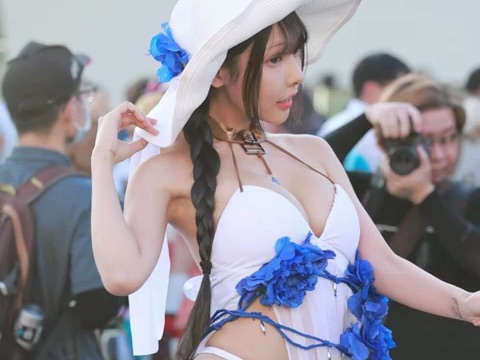 PF39 Goddess of Victory, Nikki.